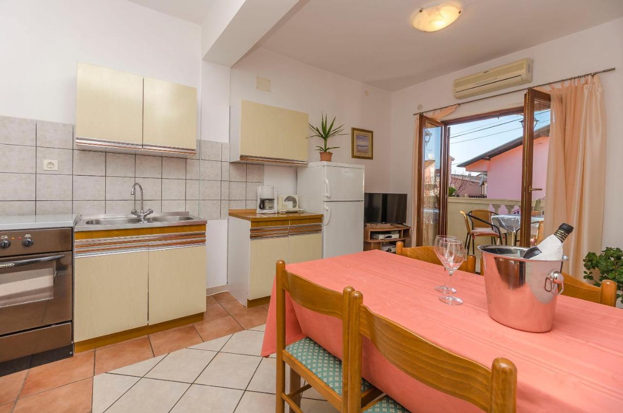 Apartments Villa Estella Srima Εξωτερικό φωτογραφία