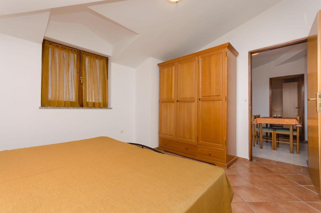 Apartments Villa Estella Srima Εξωτερικό φωτογραφία