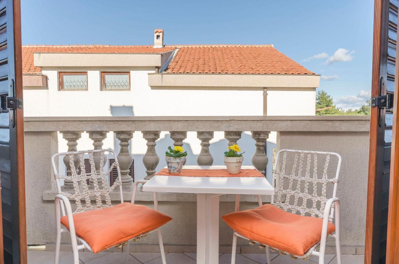 Apartments Villa Estella Srima Εξωτερικό φωτογραφία