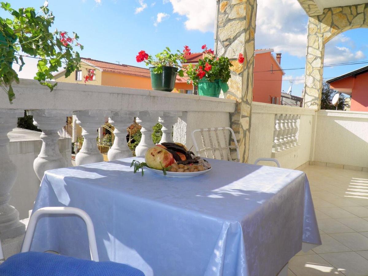 Apartments Villa Estella Srima Εξωτερικό φωτογραφία